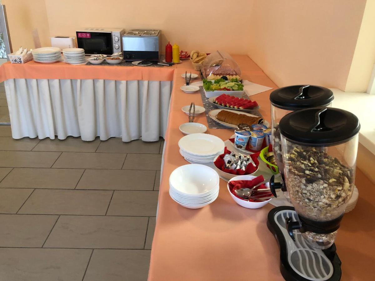 Hotel Hokejka Prievidza Exteriér fotografie